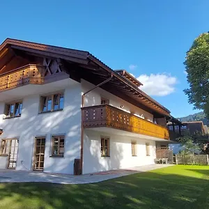 Leni Garmisch-Partenkirchen